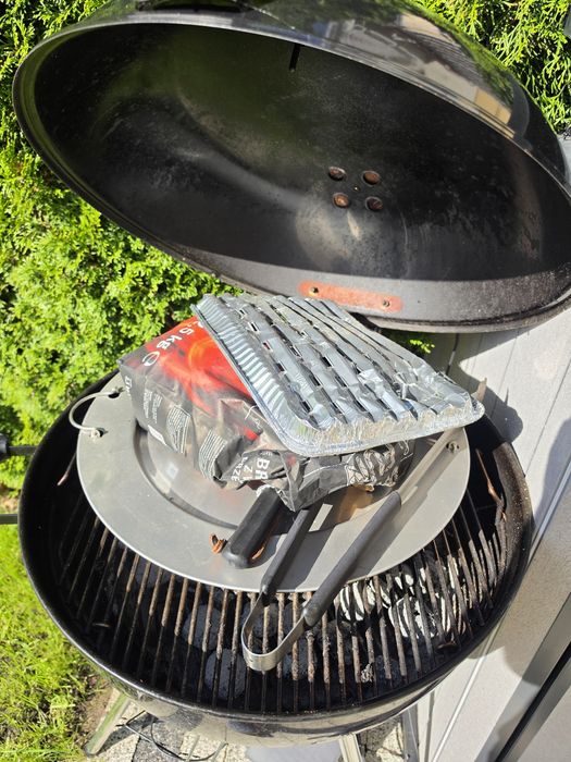 Grill super stan jak nowy Weber