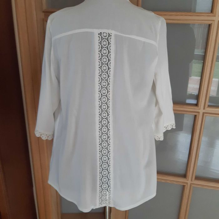 Elegancka bluzka z koronką Solitaire r.40 - 42