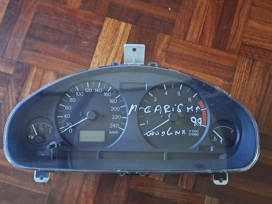 Quadrante Mitsubishi Carisma