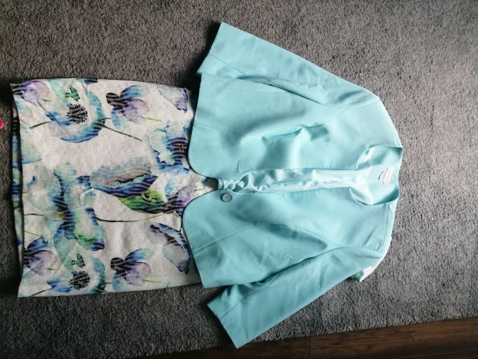 Garsonka w kolorach niebieskich