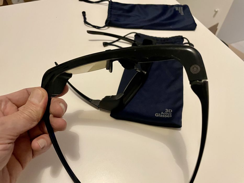 Okulary 3D Samsung stan idealny jak nowe dwie sztuki w zestawie,
