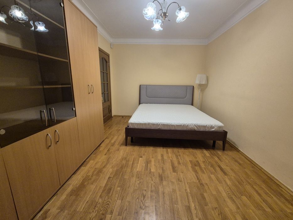 Оренда 3к квартири вул. Білоруська 15б