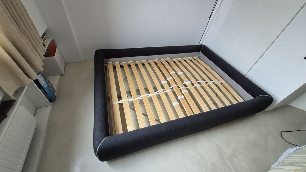 Łóżko 140x200 + materac + narzuta