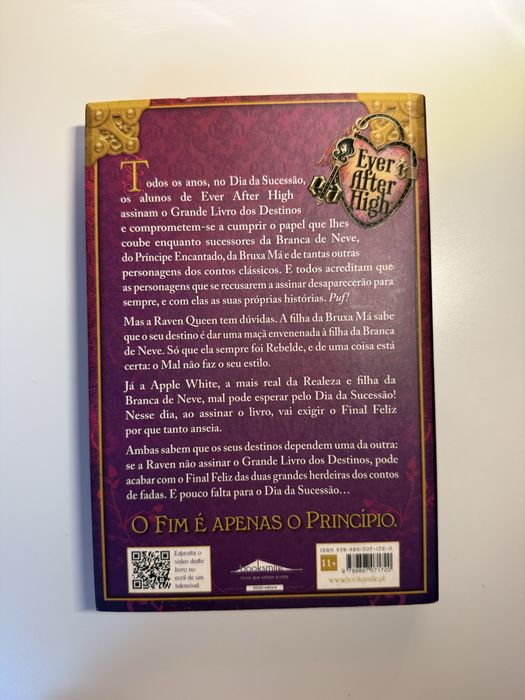 Livro “Ever After High”