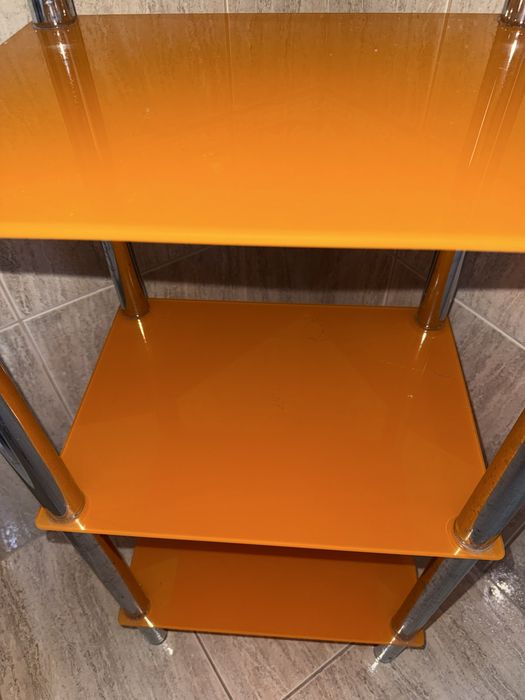 Estante Laranja Casa de Banho
