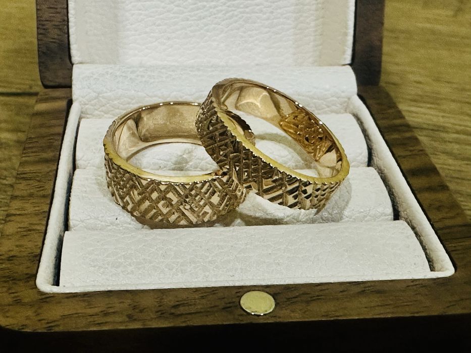 Обручальные кольца 585