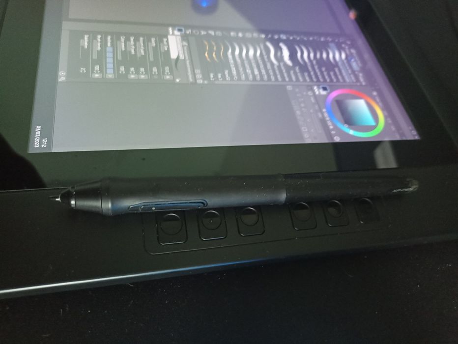 Artist 15.6 tablet gráfico