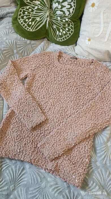 Sweter damski z cekinami błyszczący rozm xs
