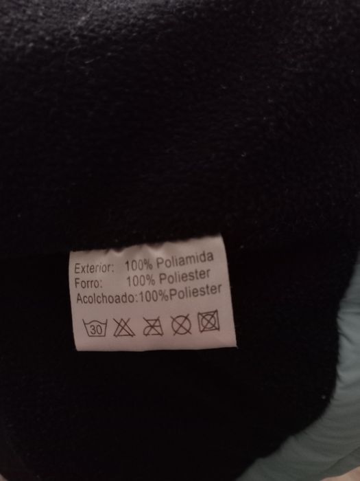 Casaco azul acokchoado forrado a flanela preta