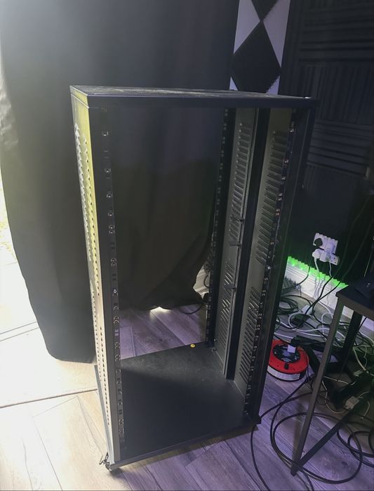 Rack para equipamentos de estudio