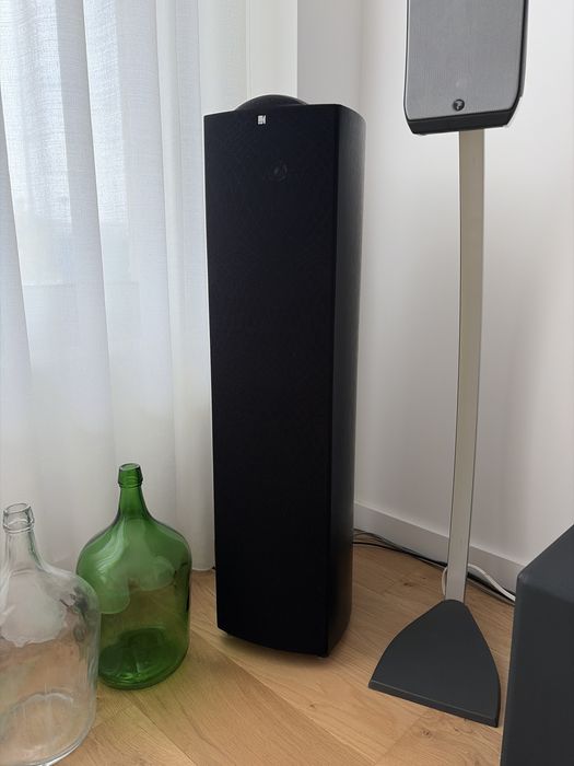 Colunas Chão Kef Q5 em Excelente Estado