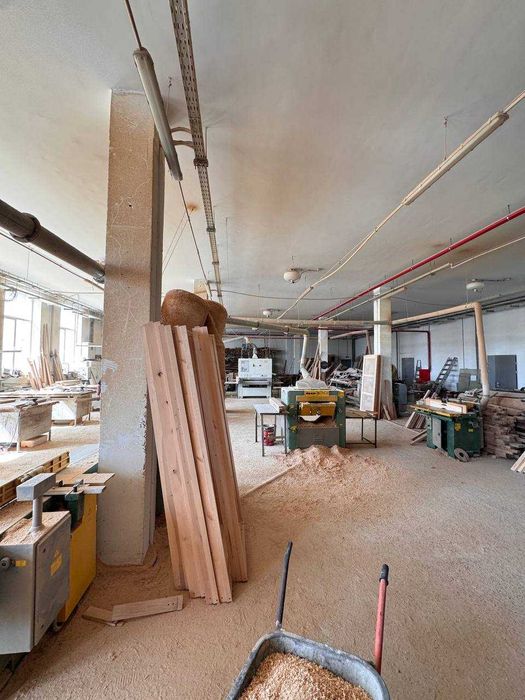 ОРЕНДА виробничо-складського комплексу 2000 м² біля Львова | Траса Київ–Чоп | 100 кВт