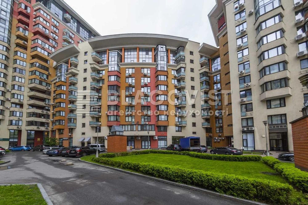 Продається однокімнатна квартира в ЖК Сонячна Брама