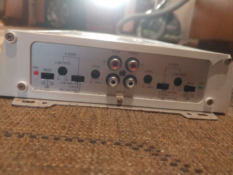 Subwoofer сабвуфер автомобільний підсилювач  Blaupunkt