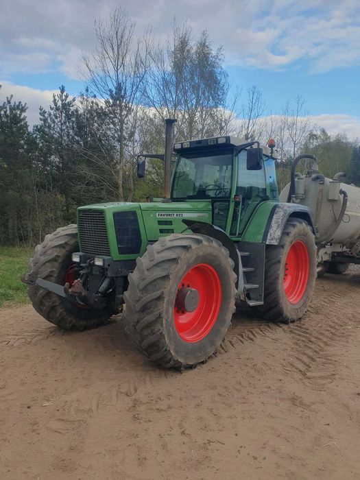 Ciągnik Fendt Favorit 822