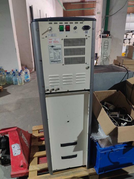 Проточний кулер для води Waterlogic