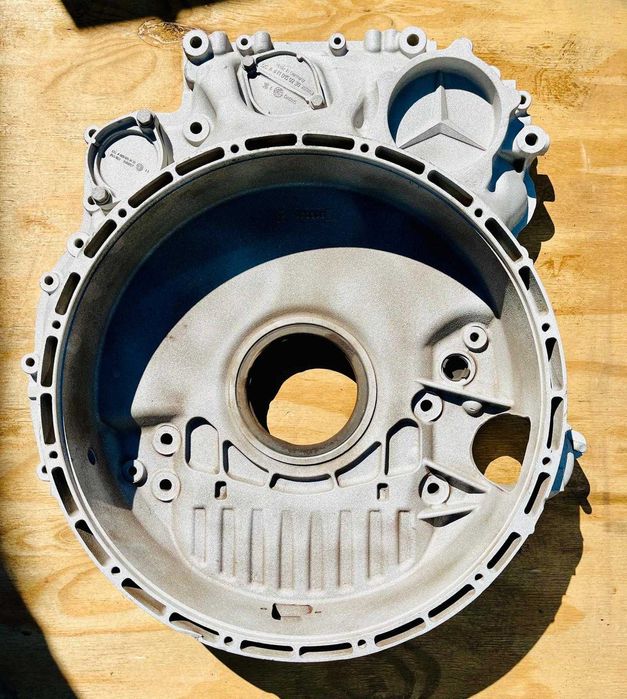 Obudowa rozrządu do silnika Mercedes OM473 LA euro5/euro6