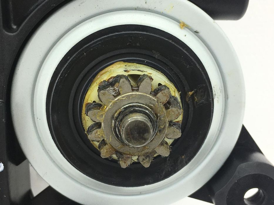 Моторчик склопідйомника передній правий VOLVO V50 P12 2010-2012 (з бло