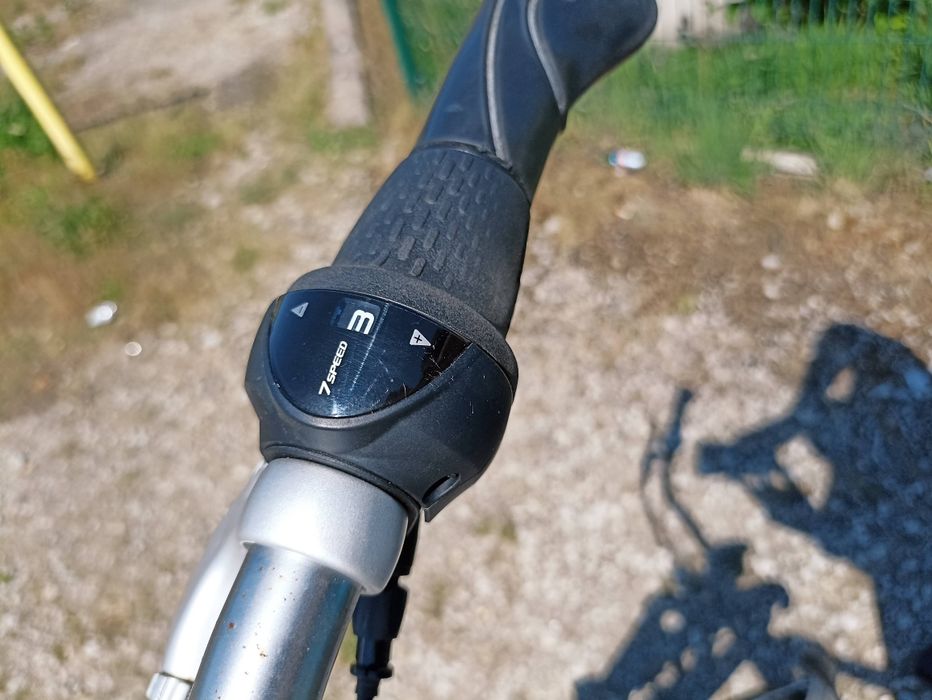 Rower elektryczny union switch z ładowarką i torbą