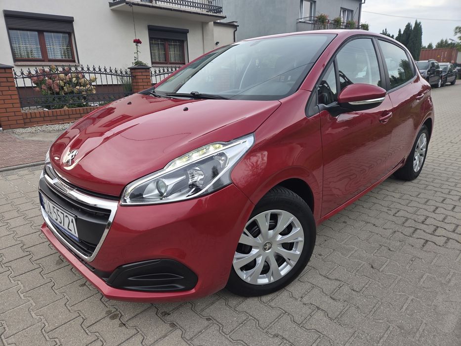 Peugeot 208