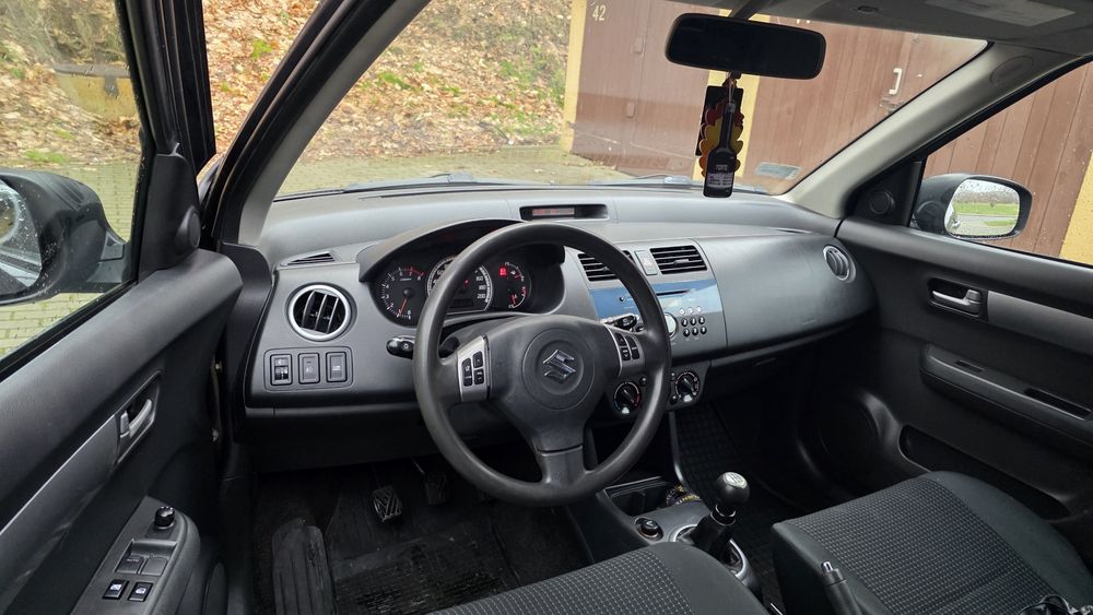 Suzuki swift 1.3