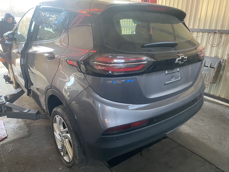 Кришка багажніка ляда бампер