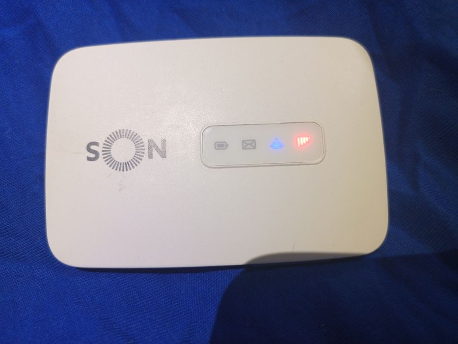 Hotspot móvel Kanguru, 4G da NOS. 

Entrego em mãos na zona de Sacavém ou Parque das Nações.