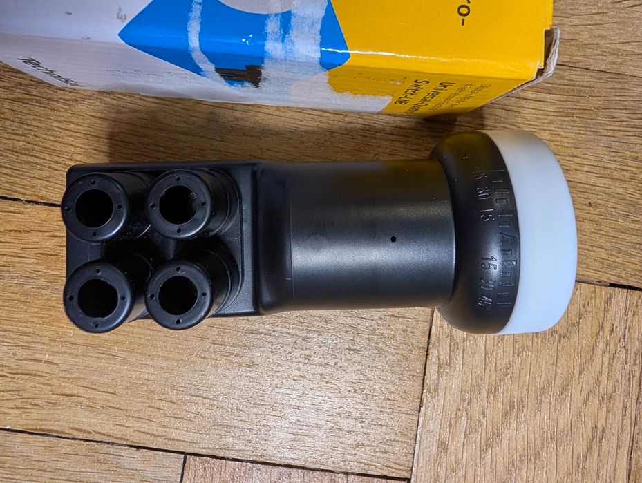 Konwerter satelitarny TechniSat Universal Quattro-Switch LNB