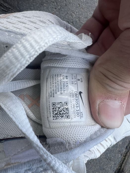 Дуже стльні жіночі крлсівки nike air 27c