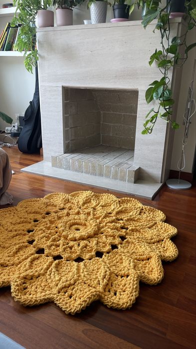 Tapete crochet amarelo