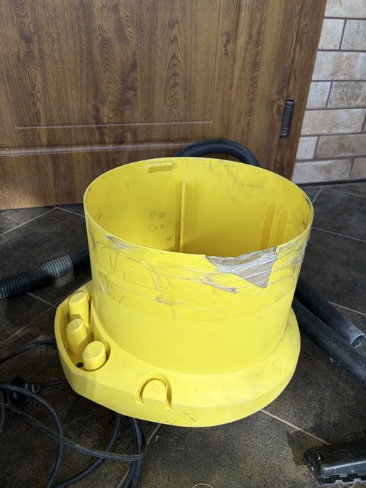 Пилосос karcher wd2