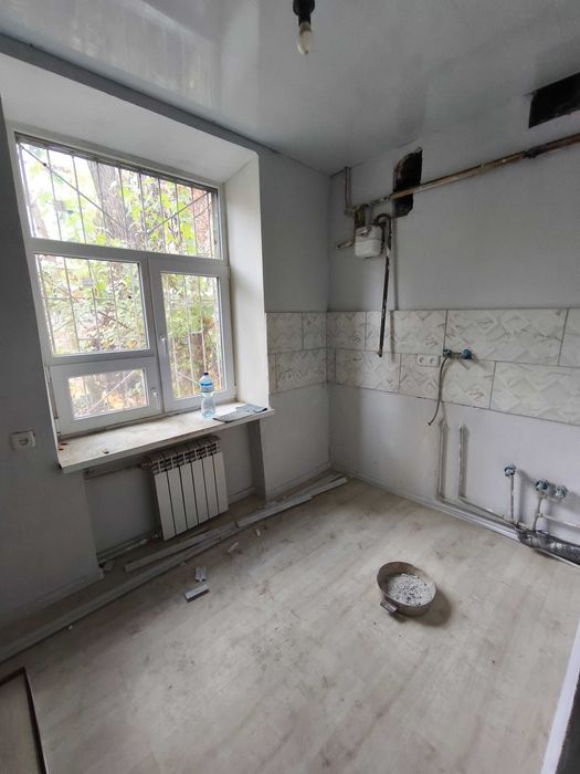 Термінова продаж 2-во кімнатної квартири на 12 кварталі біля  ТЦ Терра