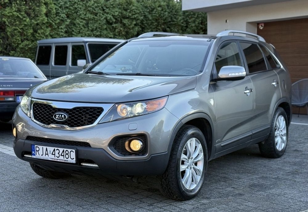 Kia Sorento 2010 год .2,0 CRDi • Дизель • Потужний позашляховик для с