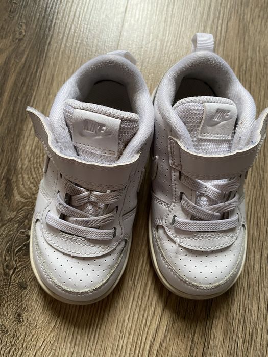 Кросівки білі Nike