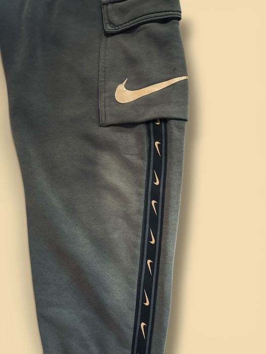 Calças Nike Sportswear Repeat Cargo Pants M (Artigo Original)