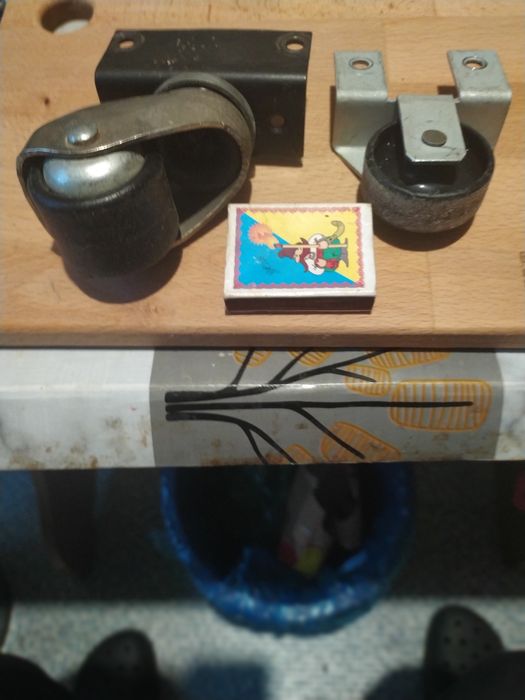 Ролики для ліжок, диванів, крісел