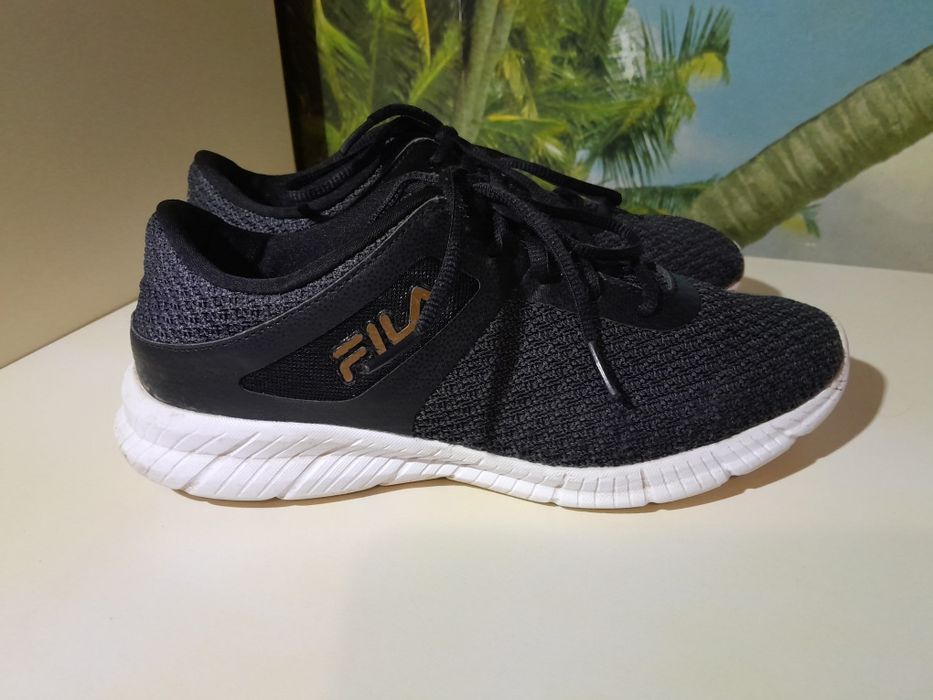 Кроссовки Fila р.39,5(26 см)