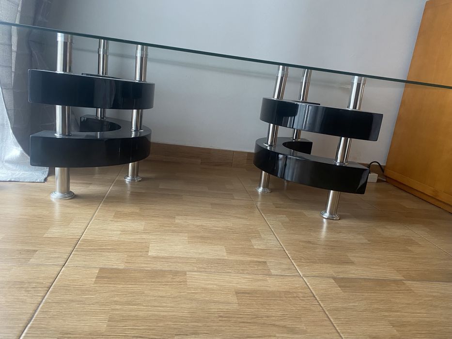 Mesa de centro de vidro