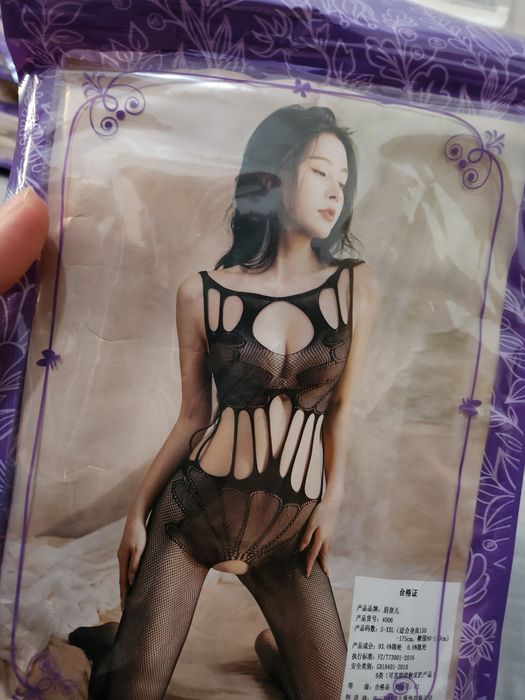 Bodystocking kabaretka z wycięciami – seksowna bielizna damska, rozmia