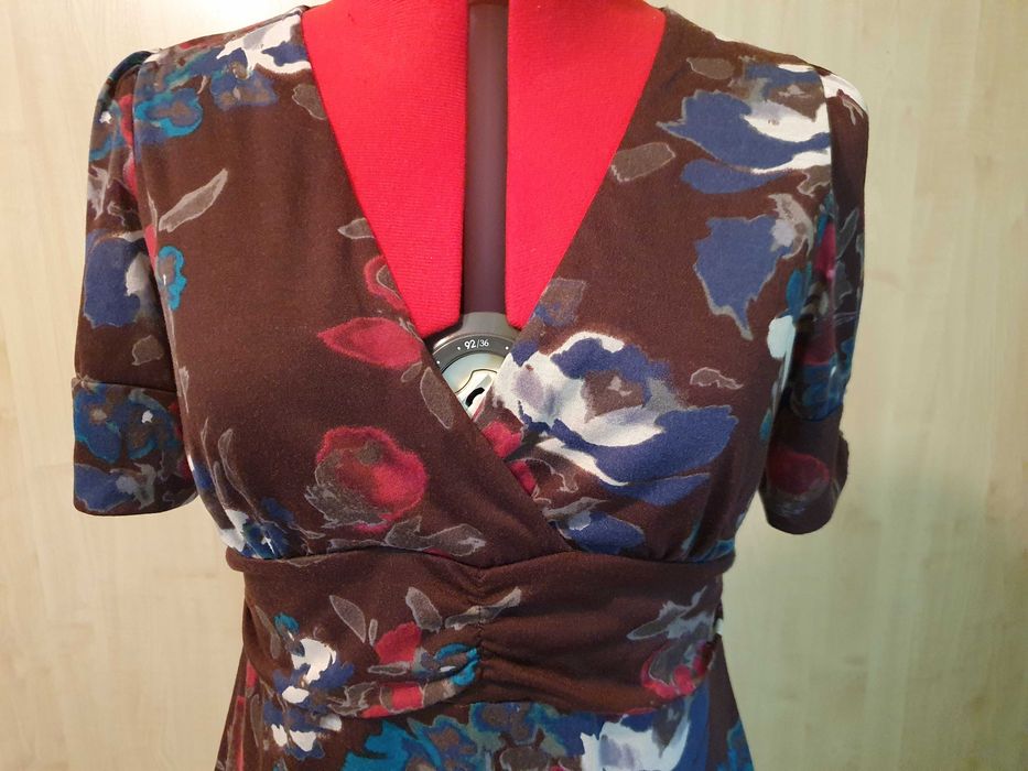 Sukienka z elastycznej dzianiny sweterkowej, rozm. 38-40/M-L