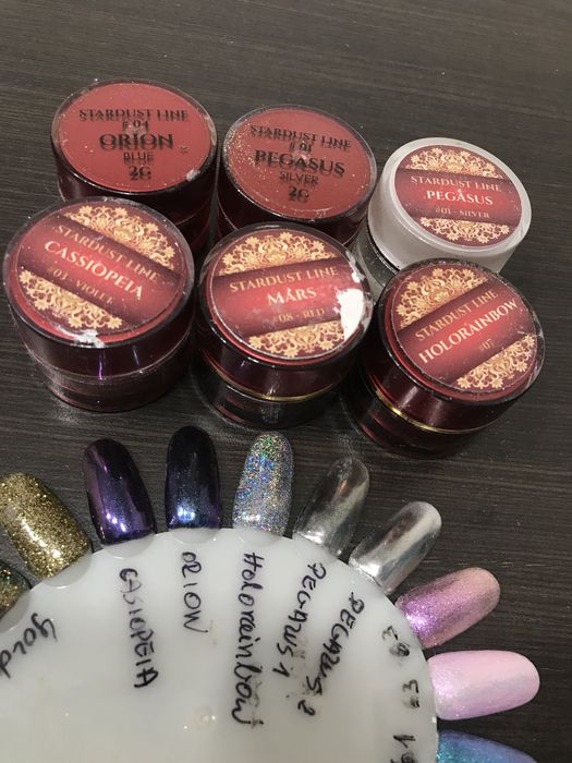 Pyłki do zdobień paznokci Słowianka (6 sztuk)