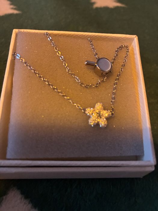 Conjunto Swarovski – Colar e Pulseira com Design Floral