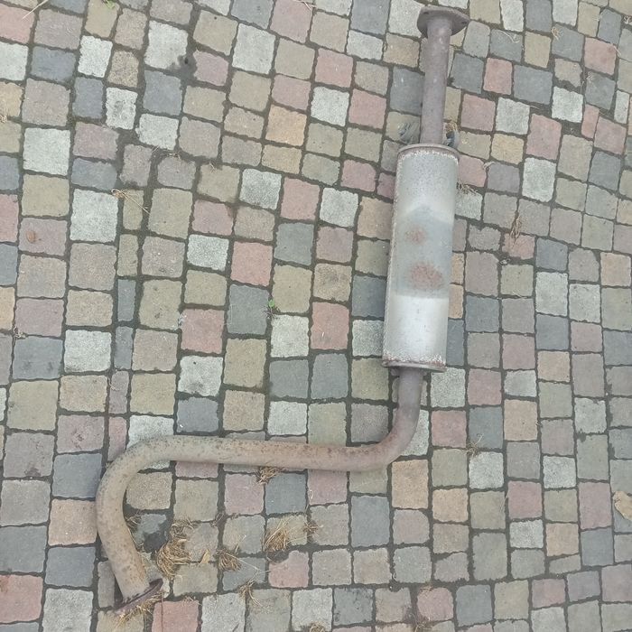 Деу Ланос Резонатор