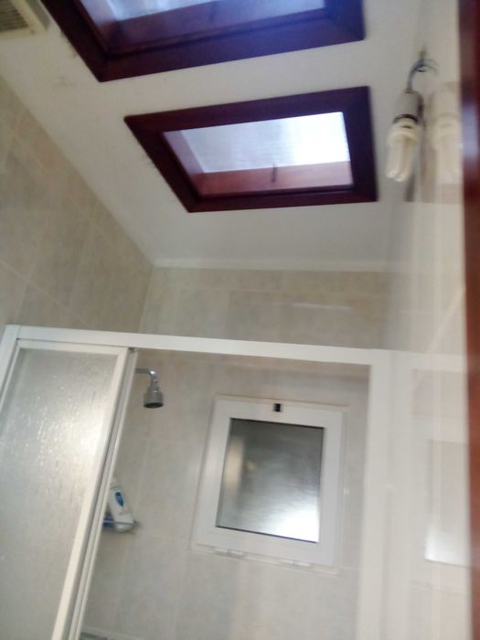 Moradia T2 restaurada em ambiente rural