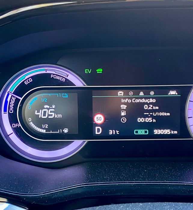Excelente  Kia Niro Híbrido 1.6 GDi Drive | Garantia Kia até 11/2026