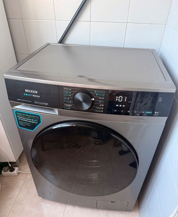 Máquina de lavar roupa BECKEN