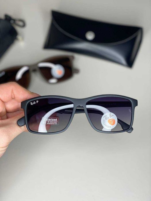 СТИЛЬНІ сонцезахисні окуляри Ray Ban лінза полікарбонат Polarized з ЗАХИСТОМ від ультрафіолету захист UV400 захисні чорні окуляри від сонця унісекс