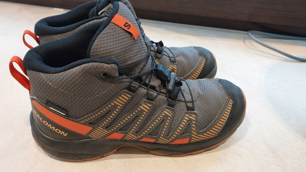 Buty SALOMON rozmiar 37, junior