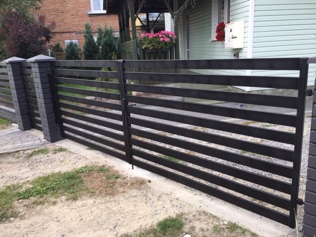 Ogrodzenia panelowe,siatkowe ,segmentowe.Furtki Ozdobne jak i proste.