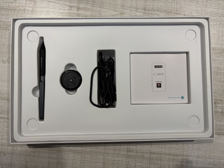 Tablet graficzny Huion Inspiroy H1161 – NOWY